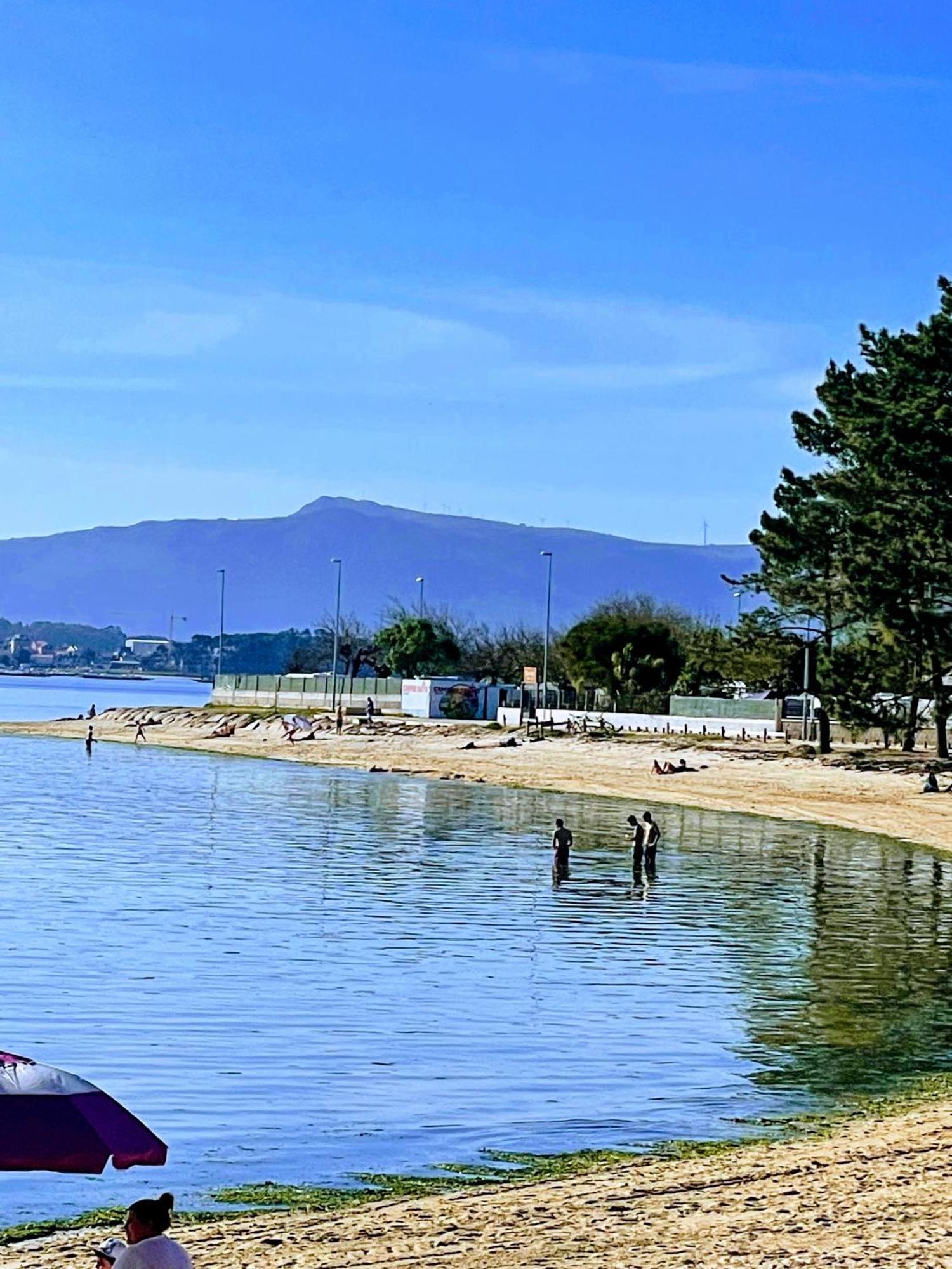 ビラノーバ・デ・アロウサ Casita Puerto Maritimoヴィラ エクステリア 写真