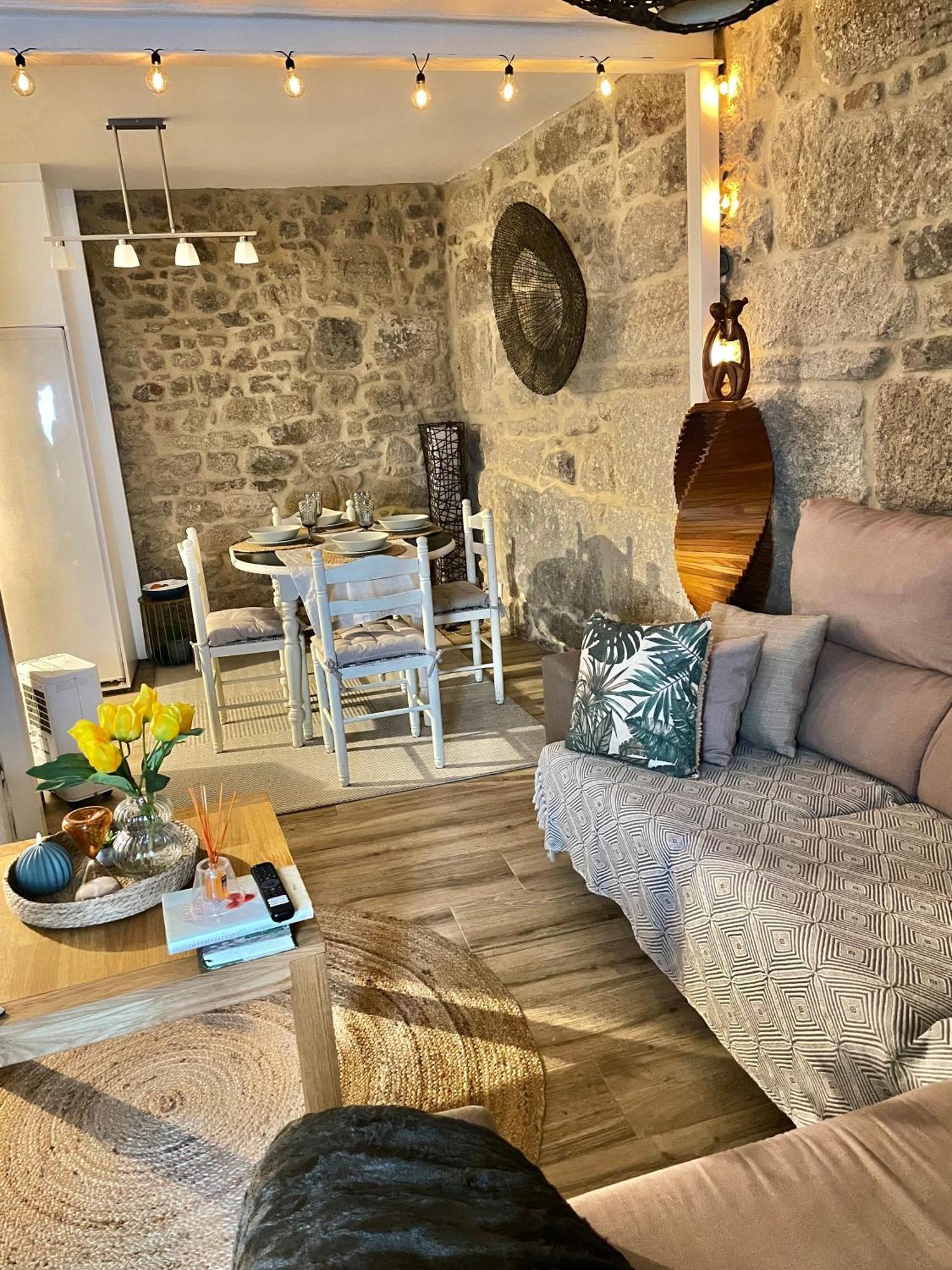 ビラノーバ・デ・アロウサ Casita Puerto Maritimoヴィラ エクステリア 写真